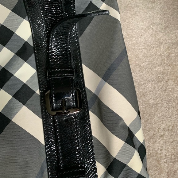 Large Burberry tote - Picture 11 of 16